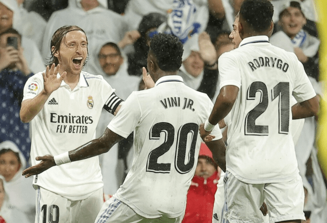 塞维利亚鏖战日本，楚阿梅尼带队取胜