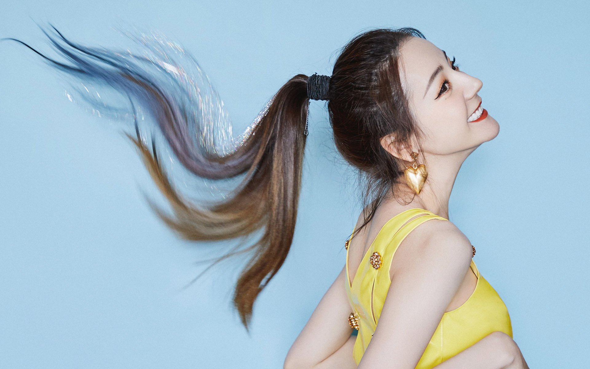 蛰刺与交响,当艺术化身黄蜂刺穿世纪对决